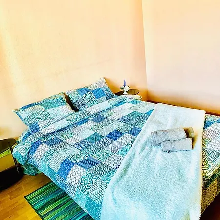 Comfortable Apartments,metro Kharkivska,poznyaki Apartment *
